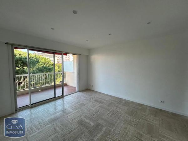 Appartement à louer 2 pièces 37.42m²