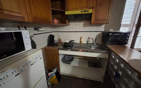 Immeuble à vendre    4 pièces •  Poitiers