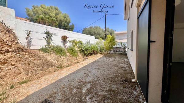 SIX FOURS LES PLAGES - CONSTRUCTION RECENTE - APPARTEMENT DE TYPE 3 - JARDIN 72 M² - PARKING PRIVATIF SOUS SOL