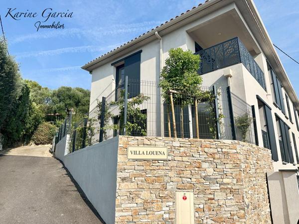SIX FOURS LES PLAGES - CONSTRUCTION RECENTE - APPARTEMENT DE TYPE 3 - JARDIN 72 M² - PARKING PRIVATIF SOUS SOL