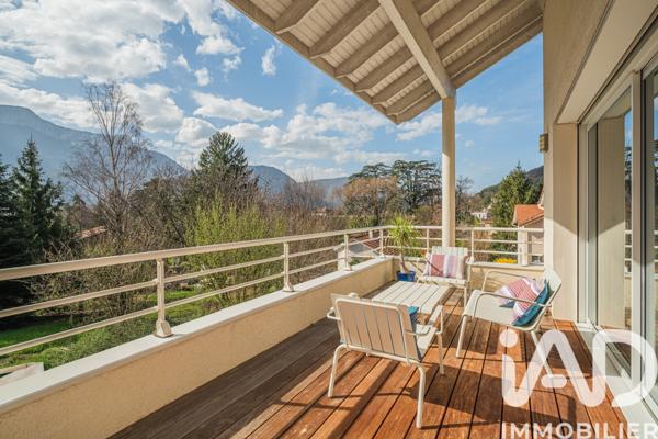 Maison à vendre 6 pièces 136 m² Fontanil-Cornillon