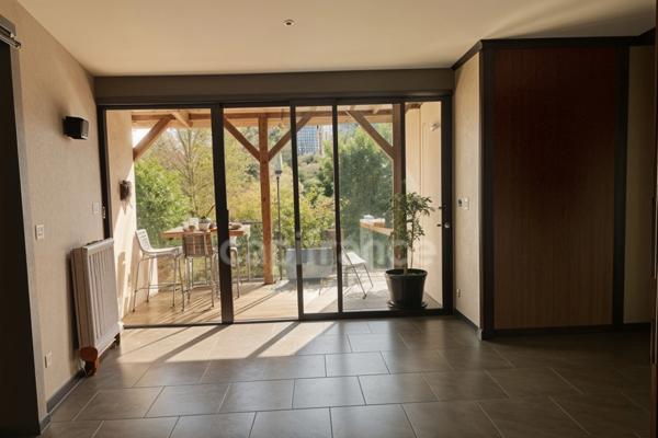 Maison à vendre CHAMPS SUR YONNE (89) Magnifique propriété de 272 m² 6 Chambres Piscine Terrain de 4800 m2