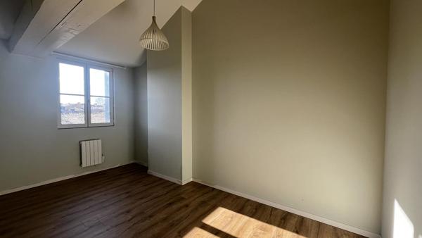 Appartement
                                                                                                                                                                                                                                                                                                                        3 pièce(s)                                                                                                                                                                                                          2 chambre(s)                                                                                                                                                                                                          60.88  m²