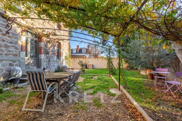 Maison de Maître rénovée au cœur de Saint-Rambert