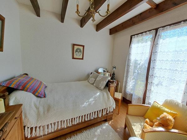 Maison PLAIN PIED de 85 m² avec 3 chambres + garage + jardin