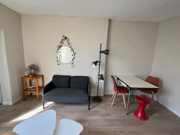 QUARTIER SAINT CLEMENT T2 MEUBLE ,  
Nantes 44000
