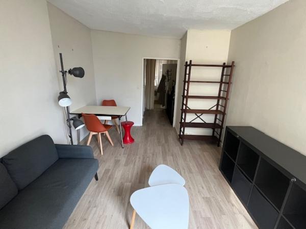 QUARTIER SAINT CLEMENT T2 MEUBLE ,  
Nantes 44000