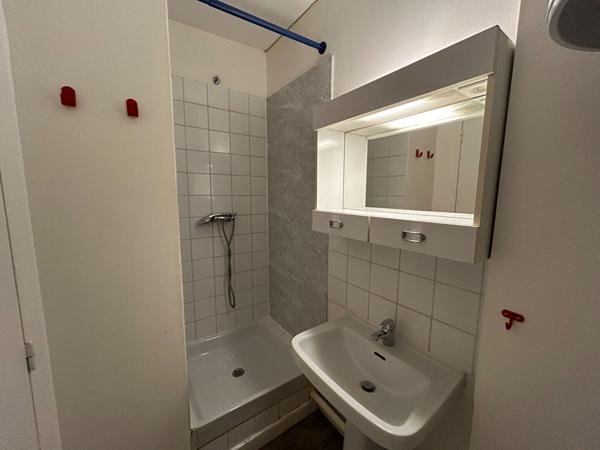 QUARTIER SAINT CLEMENT T2 MEUBLE ,  
Nantes 44000