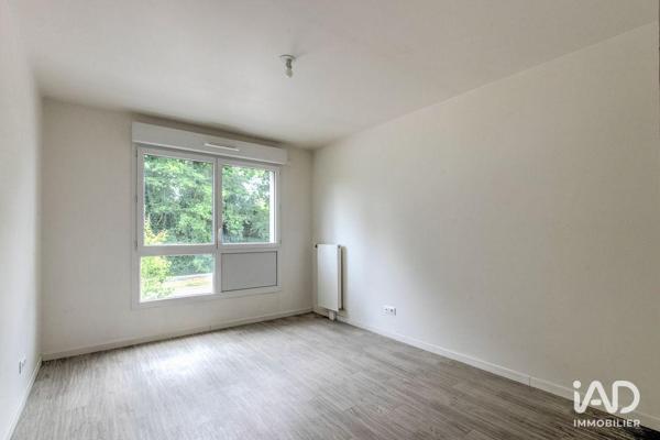 Location appartement 3 pièces 65 m² Petit-Couronne