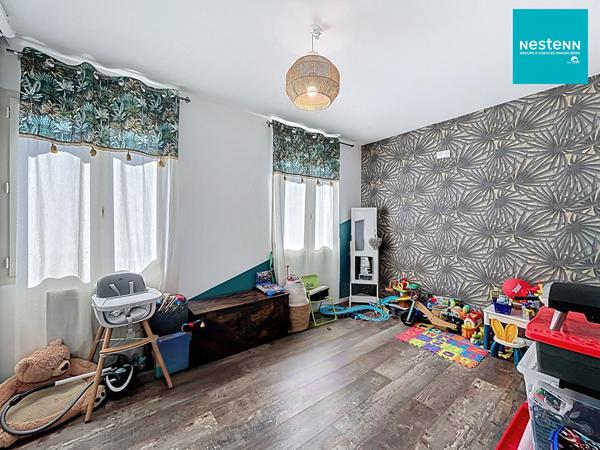 Maison familiale Sury Le Comtal 5 pièces avec jardin, piscine et garage