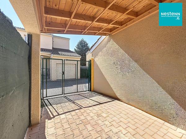 Maison familiale Sury Le Comtal 5 pièces avec jardin, piscine et garage