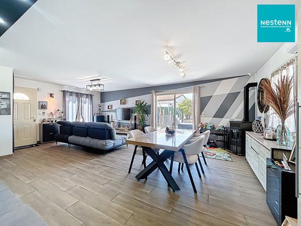 Maison familiale Sury Le Comtal 5 pièces avec jardin, piscine et garage