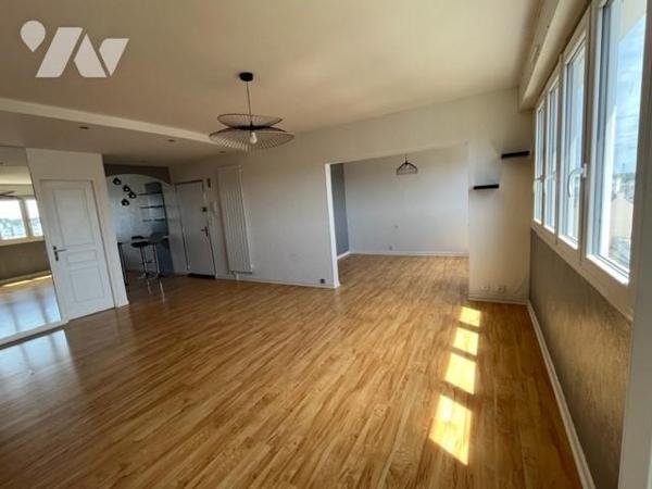 T4 dernier étage avec ascenseur 