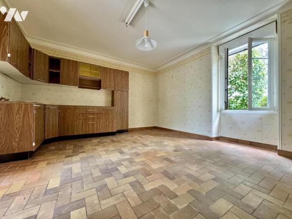 À VENDRE – Maison ancienne avec dépendances – THOUARÉ-SUR-LOIRE
