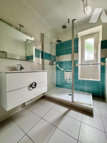 À VENDRE – Maison ancienne avec dépendances – THOUARÉ-SUR-LOIRE