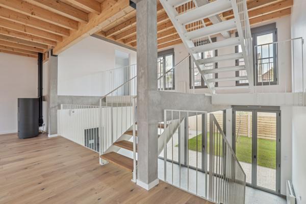 Immeuble 9 pièces - 361 m²