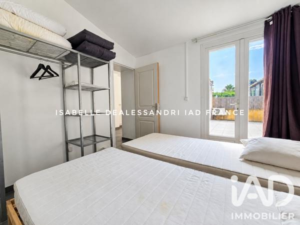 Maison à vendre 10 pièces 145 m² Sanary-sur-Mer
