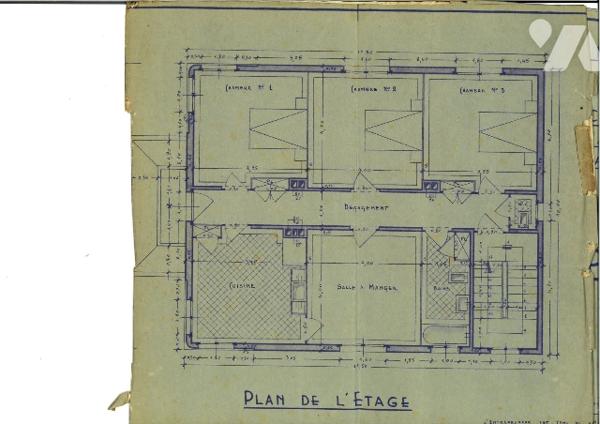 MAISON - SEYSSEL - environ 302 m2 - 371 000 € HNI