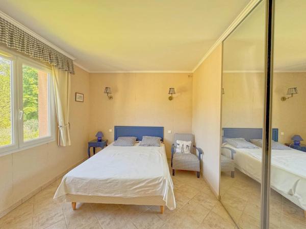 Villa Familiale avec Jardin, Piscine et Plage à Proximité