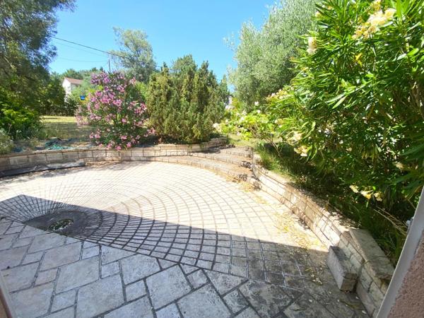 Villa Familiale avec Jardin, Piscine et Plage à Proximité