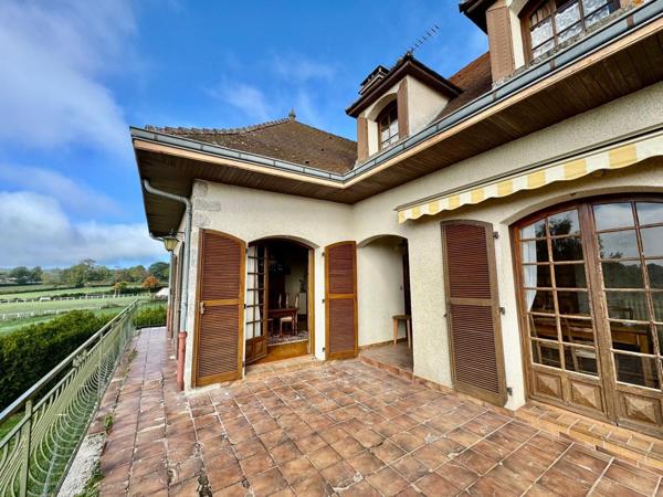 À vendre à Villosanges – Maison familiale au charme des années 80 !