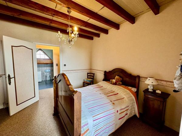 À vendre à Villosanges – Maison familiale au charme des années 80 !