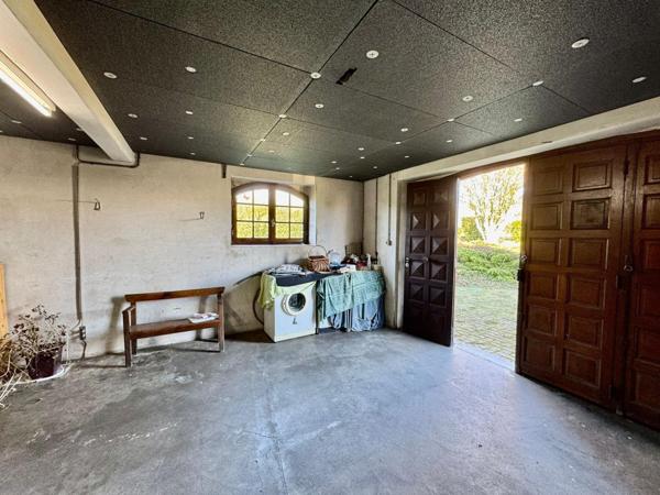 À vendre à Villosanges – Maison familiale au charme des années 80 !