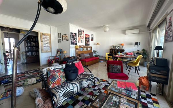 Appartement à vendre    2 pièces • 69 m2 Toulon