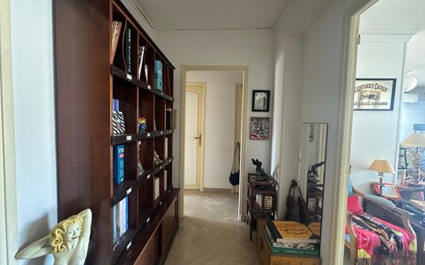 Appartement à vendre    2 pièces • 69 m2 Toulon