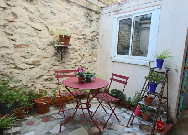 Appartement à vendre    3 pièces • 51,69 m2 Marseille 5