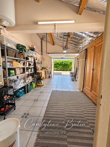 VILLA DE PLAIN-PIED , 164.7 M² ,4 CHAMBRES , 3 SUITES ?,PISCINE , TERRAIN 1 025 M²