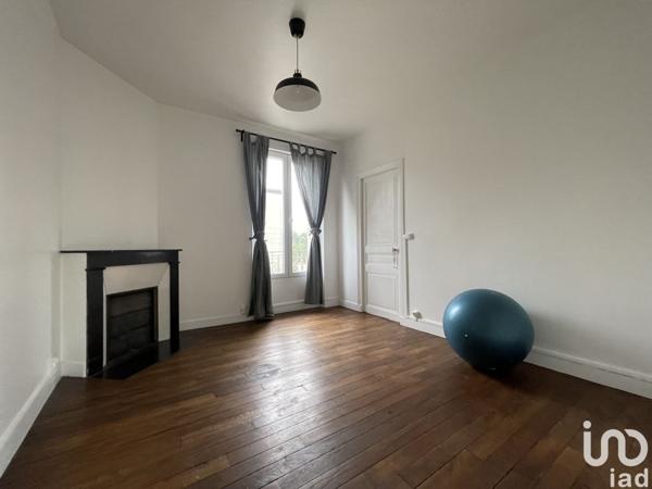 Immeuble de 278 m² à MALESHERBES (45330)