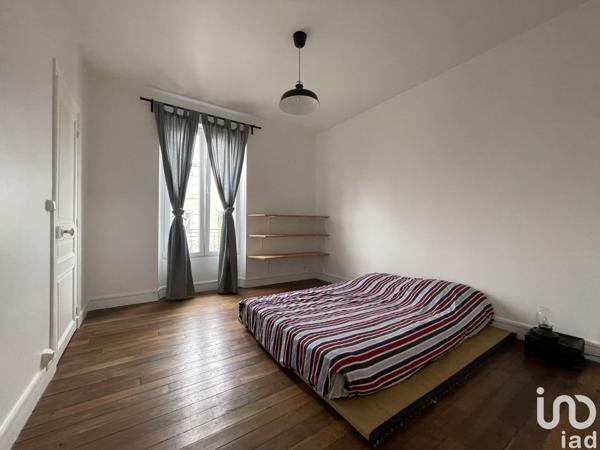 Immeuble de 278 m² à MALESHERBES (45330)