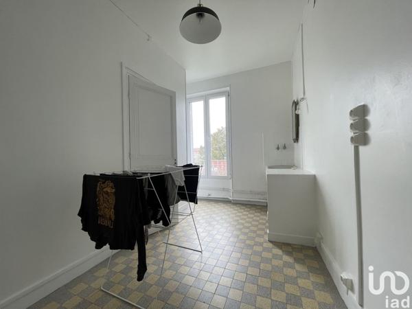 Immeuble de 278 m² à MALESHERBES (45330)