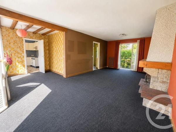 Maison à vendre  7 pièces - 146,39 m 2   ST MAUR DES FOSSES  - 94