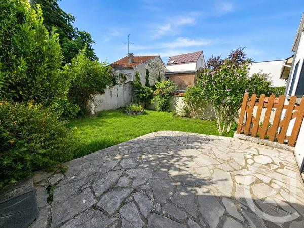 Maison à vendre  7 pièces - 146,39 m 2   ST MAUR DES FOSSES  - 94