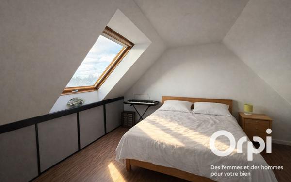 Maison à vendre    6 pièces •  Voisins-le-Bretonneux