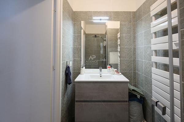 APPARTEMENT 4 PIÈCES AVEC TERRASSE SUD-OUEST ET PARKING - RÉSIDENCE NEUVE 680 000 € ** - Référence 6718-AH