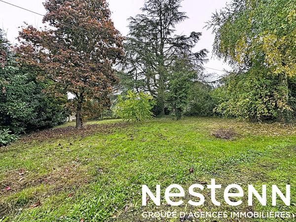 A Vendre: Parcelle de Terrain à bâtir hors lotissement - 01140 SAINT ETIENNE SUR CHALARONNE