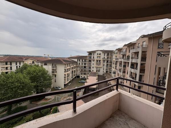 Appartement t3 + parking