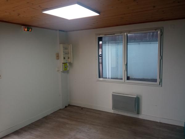 Challans, Bureaux/Local à louer de 47.87 m²