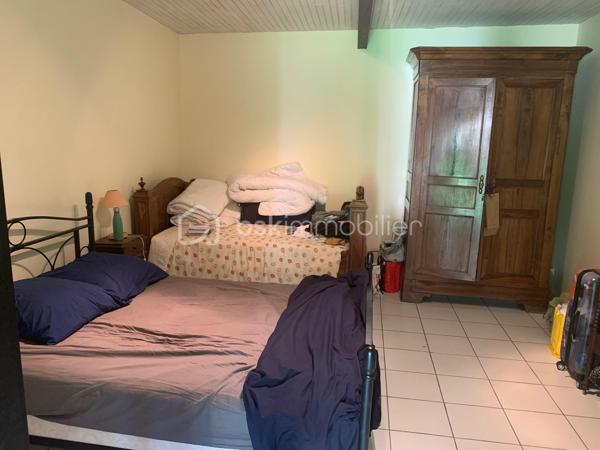 Maison en pierre de 240 m²