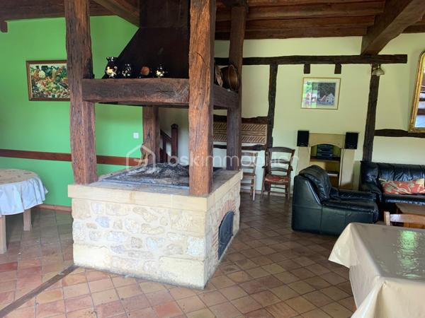 Maison en pierre de 240 m²