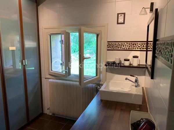 Maison en pierre de 240 m²