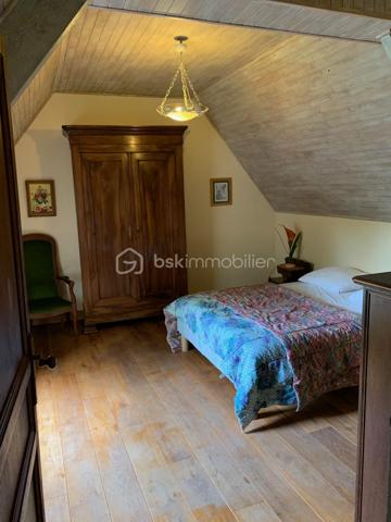 Maison en pierre de 240 m²