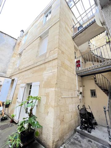 A VENDRE IMMEUBLE DE 3 APPARTEMENTS - SECTEUR BORDEAUX CAPUCINS / NANSOUTY , Bordeaux A VENDRE IMMEUBLE DE 3 APPARTEMENTS - SECTEUR BORDEAUX CAPUCINS / NANSOUTY , Bordeaux