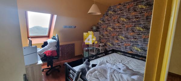 Maison - 7 pièces - 142 m²