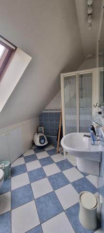 Maison - 7 pièces - 142 m²