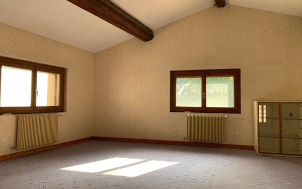 Maison à vendre    6 pièces • 174 m2 Collonges-au-Mont-d'Or