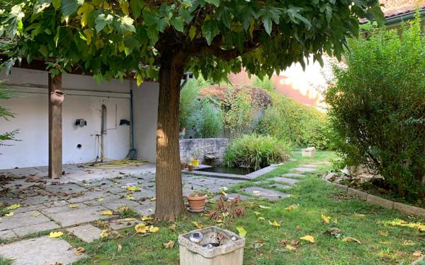 Maison à vendre    6 pièces • 174 m2 Collonges-au-Mont-d'Or